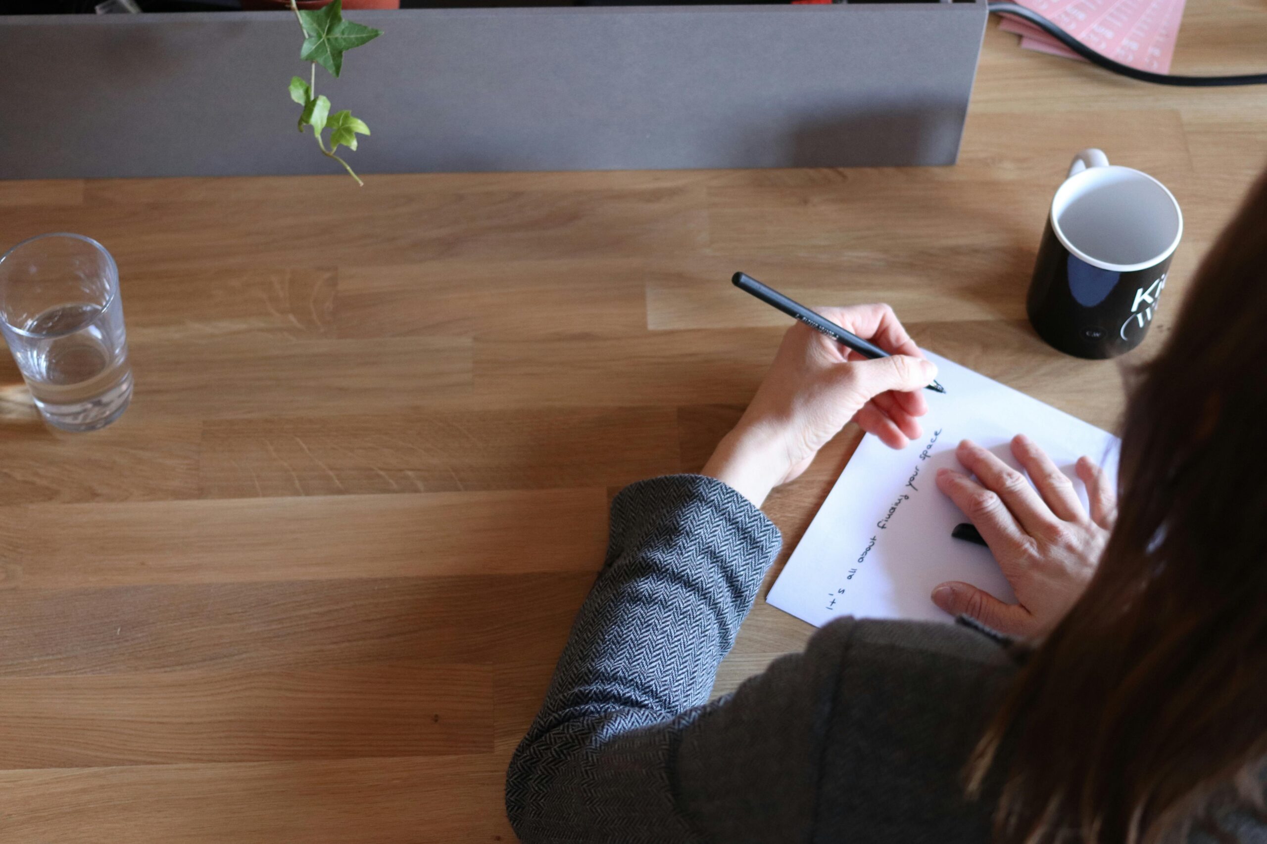 pexels-cowomen-1058097-2041387